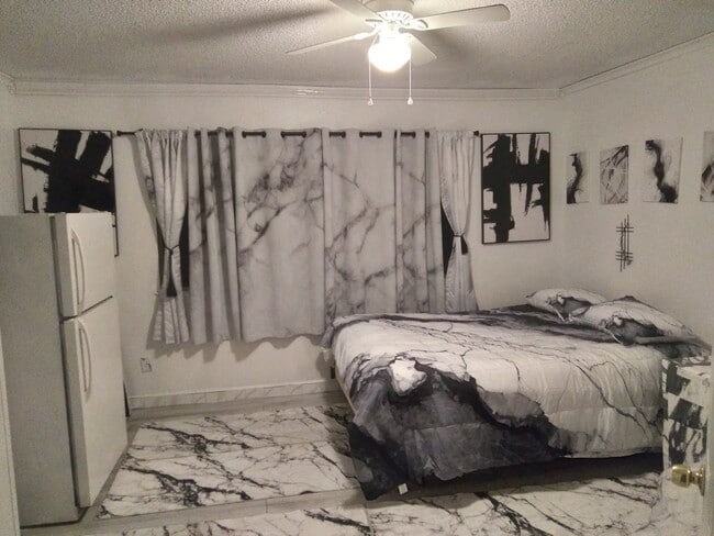 property at 2380 S Bardell Ave