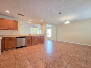 13613 Phoenix Dr in Orlando, FL - Building Photo - Building Photo