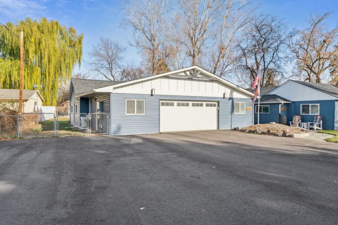 4304-4306 Plum St in Boise, ID - Building Photo