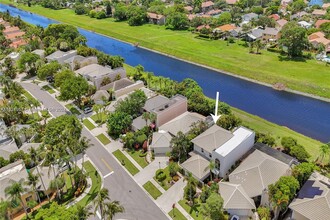 7776 Travelers Tree Dr in Boca Raton, FL - Building Photo - Building Photo