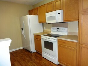 96 Blue Jasmine Ln in Summerville, SC - Building Photo - Building Photo