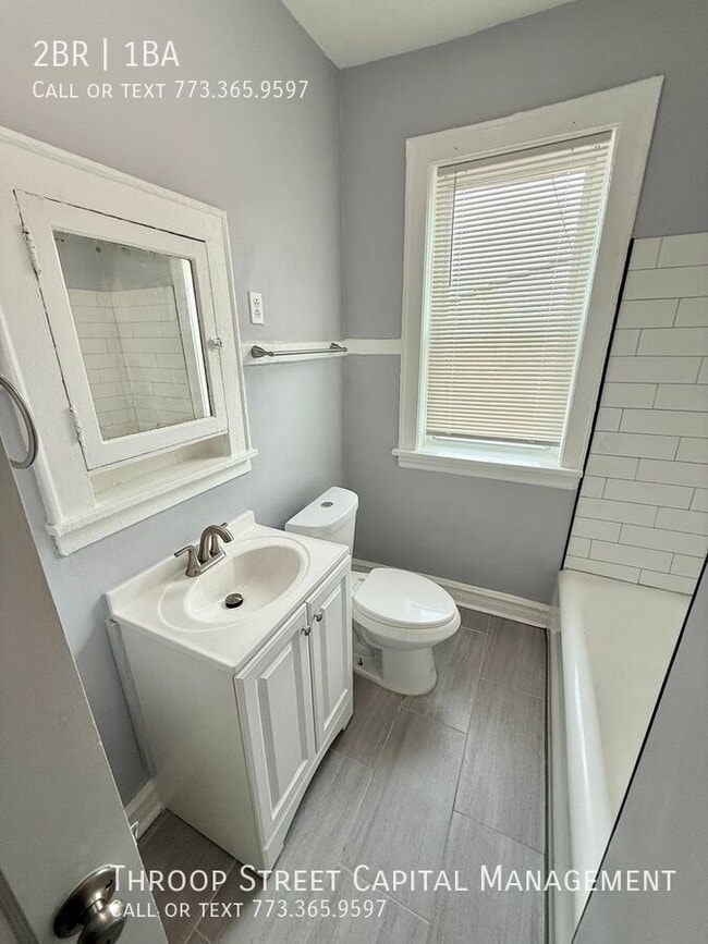 1621 S Komensky Ave in Chicago, IL - Building Photo - Building Photo