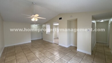 5098 Ambler Ln in Greenacres, FL - Building Photo - Building Photo