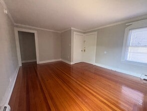 787 Whitney Ave, Unit 2L in New Haven, CT - Foto de edificio - Building Photo
