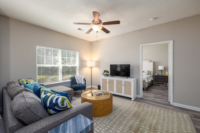 Colts Run in Lexington, KY - Foto de edificio - Interior Photo