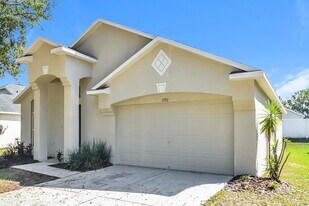 12912 Lake Vista Dr in Gibsonton, FL - Building Photo