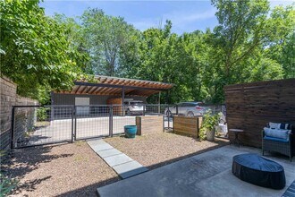 808 S Locust Ave in Fayetteville, AR - Building Photo - Building Photo