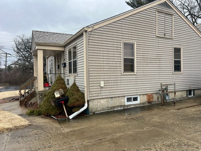 property at 211 Anne St