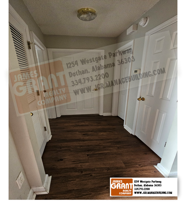 258 Melrose Ln in Dothan, AL - Foto de edificio - Building Photo