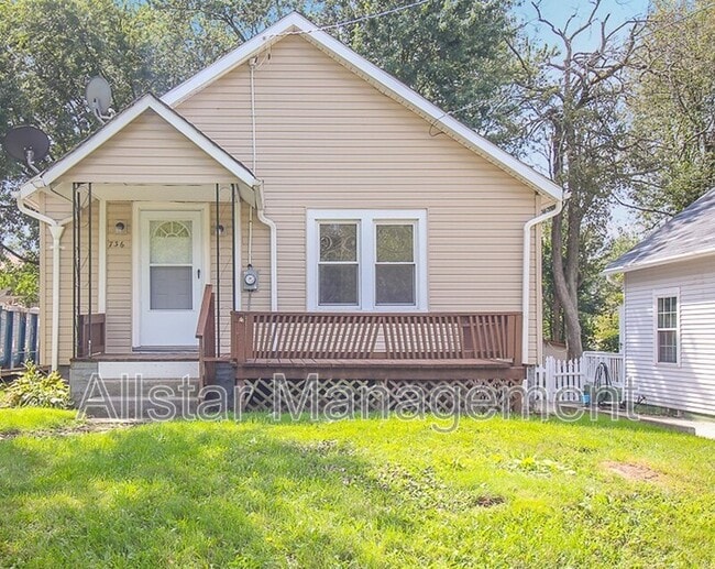 property at 736 Bettes Ave