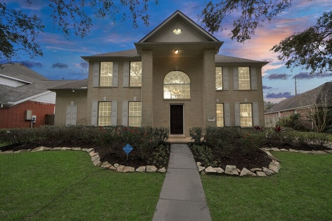 property at 8119 Meadow Vista Dr