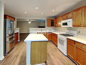 5631 Hammermill Dr in Harrisburg, NC - Building Photo - Building Photo