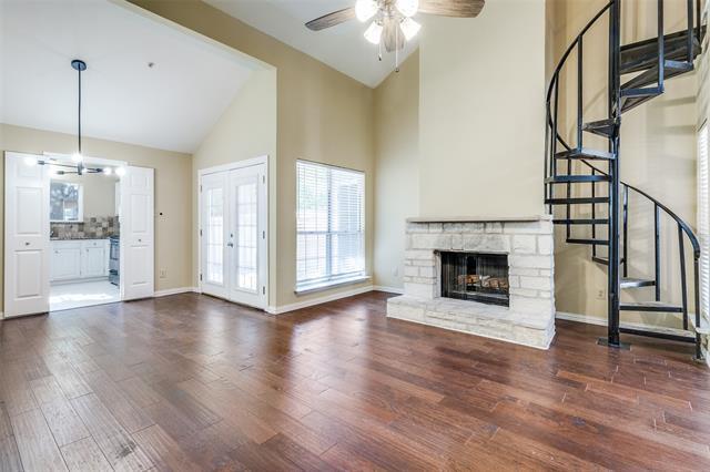 5565 Preston Oaks Rd in Dallas, TX - Building Photo