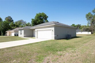 422 Marion Oaks Course in Ocala, FL - Building Photo - Building Photo