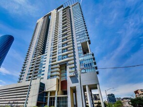 737 W Washington Blvd in Chicago, IL - Foto de edificio - Building Photo