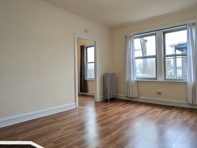 2536 N Sawyer Ave in Chicago, IL - Building Photo - Building Photo