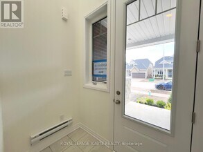520 Hudson Cres in Midland, ON - Building Photo - Building Photo