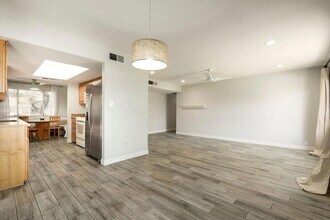 14237 N 34th Way in Phoenix, AZ - Building Photo - Building Photo