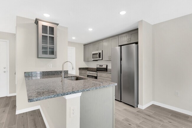 2303 Fox Hollow Dr in Titusville, FL - Building Photo - Building Photo