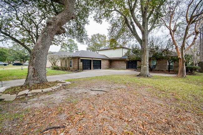 property at 2103 Winged Foot Dr