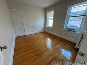 215 Harvard Ave, Unit 12 in Boston, MA - Building Photo - Building Photo