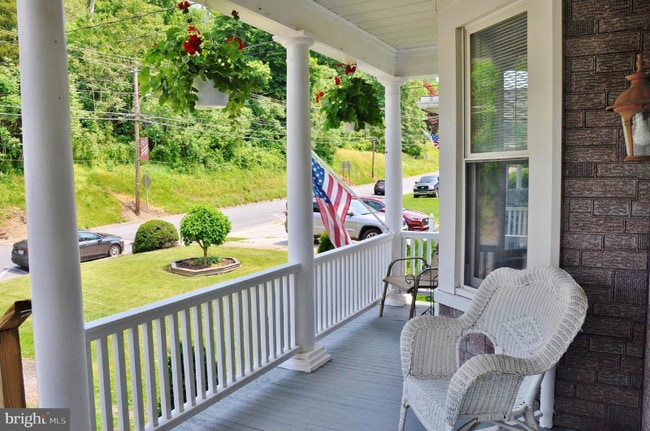 17 Manchester St in Glen Rock, PA - Building Photo - Building Photo
