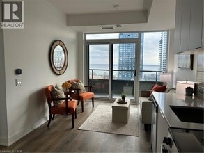 2088 James St in Burlington, ON - Building Photo - Building Photo