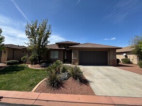 1920 Lakota Dr in Saint George, UT - Building Photo - Building Photo