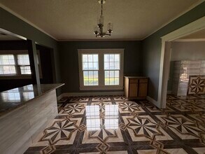 814 N Merton St in Memphis, TN - Building Photo - Building Photo