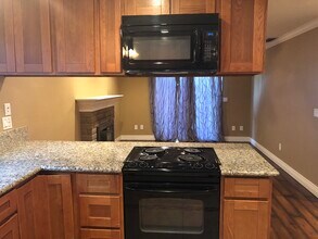 91 Decathlon Cir in Sacramento, CA - Building Photo - Building Photo