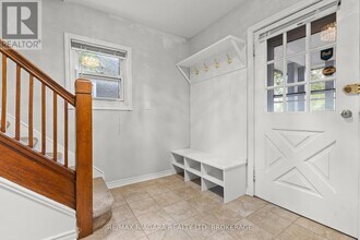 32 Page St in St Catharines, ON - Building Photo - Building Photo