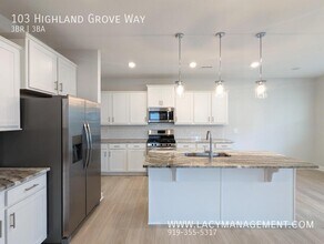 103 Highland Grv Wy in Fuquay Varina, NC - Building Photo - Building Photo