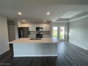 535 NW 20th St in Cape Coral, FL - Building Photo - Building Photo