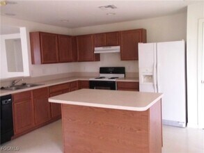 18145 Horizon View Blvd in Lehigh Acres, FL - Building Photo - Building Photo