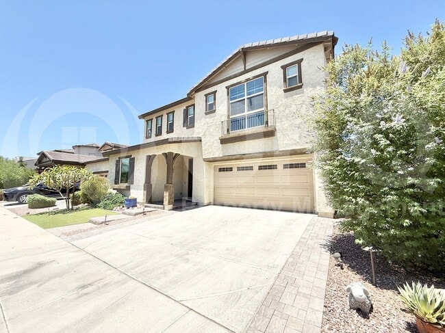 property at 262 E Lantana Dr