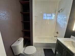 1329 Rowland Ave in Kansas City, KS - Building Photo - Building Photo