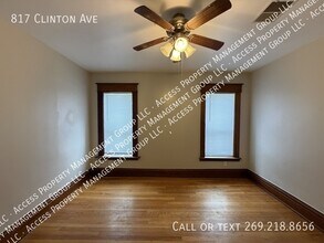 817 Clinton Ave in Kalamazoo, MI - Building Photo - Building Photo