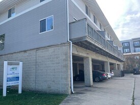 905 W Springfield Ave