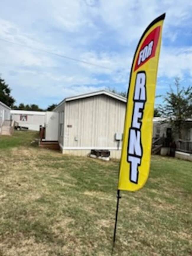 property at 510 W Alabama Ave