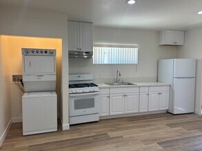 3382 Eucalyptus Ave in Riverside, CA - Building Photo - Building Photo