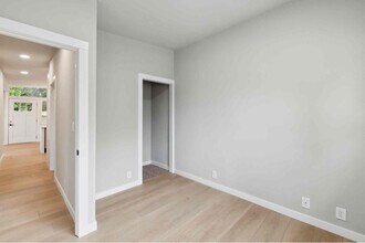 337 Martin Luther King Jr Way in Seattle, WA - Building Photo - Building Photo