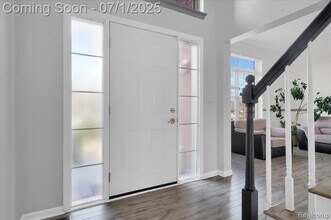 2565 River Woods Dr N in Canton Township, MI - Building Photo - Building Photo