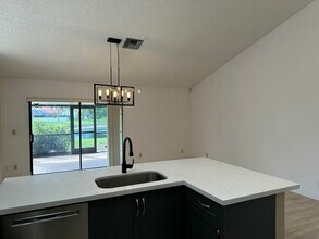 9645 El Clair Ranch Rd in Boynton Beach, FL - Building Photo - Building Photo