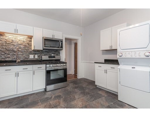 33 Putnam Ave, Unit 33 in Cambridge, MA - Building Photo - Building Photo