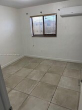 4444 SW 67th Ave in Miami, FL - Building Photo - Building Photo