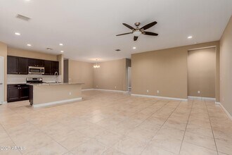10743 W Bronco Trail, Unit 998-102 in Peoria, AZ - Building Photo - Building Photo