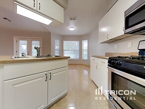 174 Lake Daisy Terrace in Winter Haven, FL - Building Photo - Building Photo