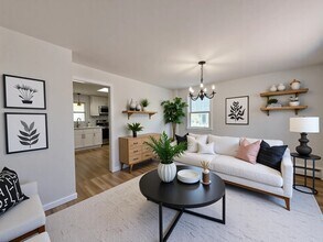11 Maine Ave in Natick, MA - Building Photo - Building Photo