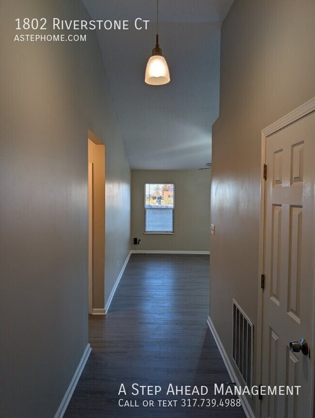 1802 Riverstone Ct in Westfield, IN - Building Photo - Building Photo