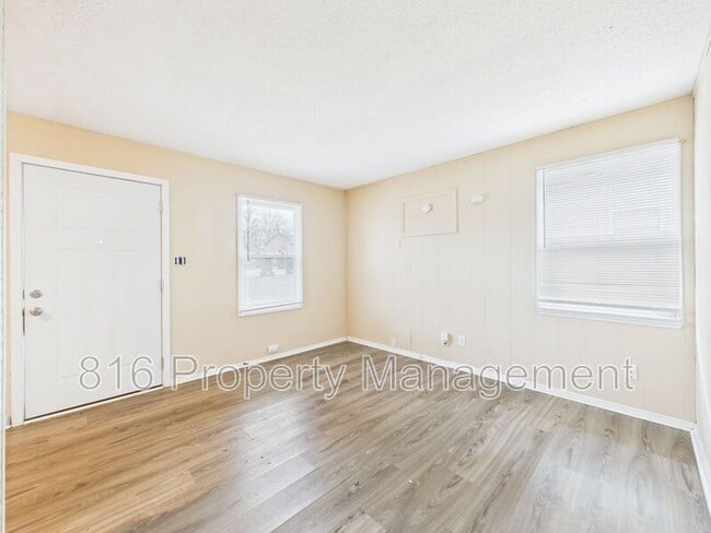 property at 6104 E 152 Terrace